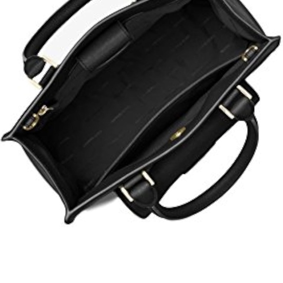 Michael Kors Medium Saffiano 100% Leather Bag 8/10 condition. No dustbag. - Picture 4 of 9